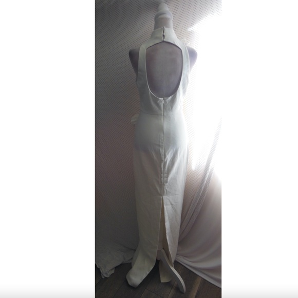 NEW LIKELY Off White DOIRAN Halterneck EMBROIDERED FLORALS Column GOWN 6 - Picture 8 of 16